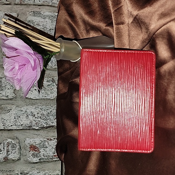 Louis Vuitton card Holder EPI red leather - Picture 2 of 11